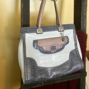 Guess Bag